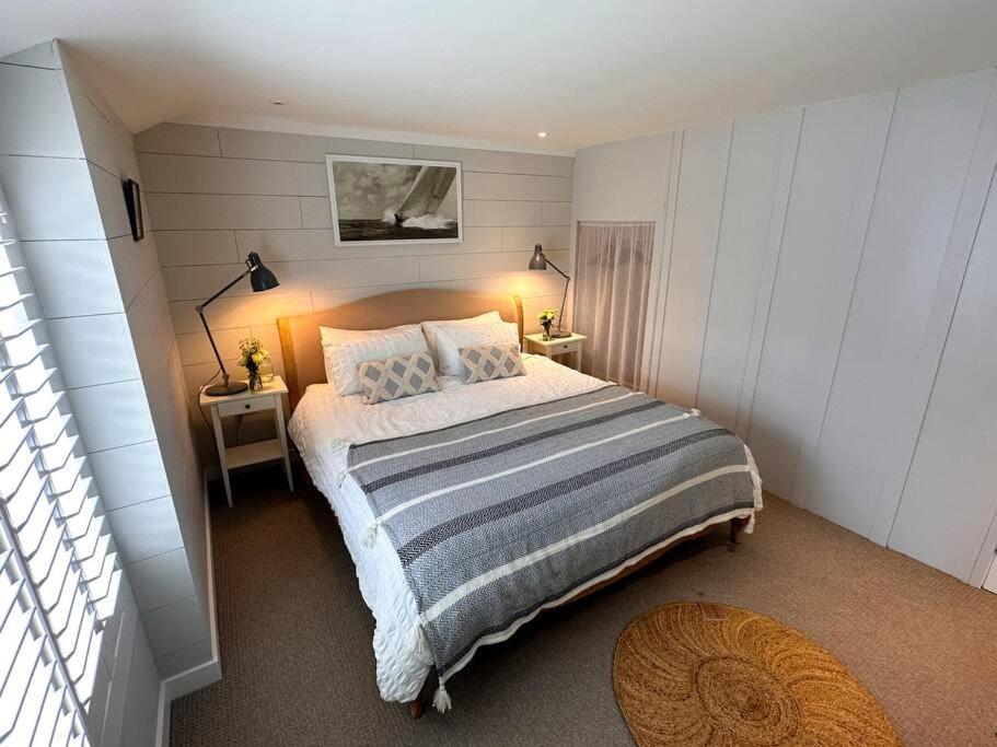 Stylish 3Br Cowes Cottage Close To The Waterfront ภายนอก รูปภาพ